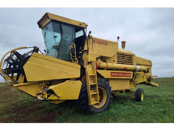 Labības kombains NEW HOLLAND