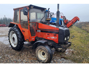 Traktors VALMET