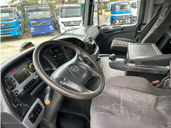 Interior photo 1: Kravas automašīna pašizgāzējs MERCEDES-BENZ Actros 3246 8x4 Kipper
