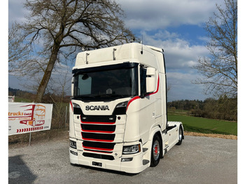 Vilcējs SCANIA S 580