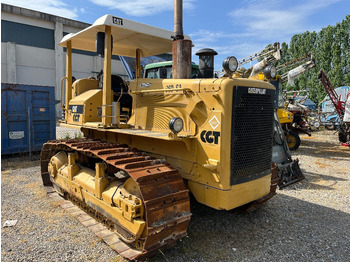 Kāpurķēžu traktors CATERPILLAR