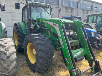 Traktors JOHN DEERE 6620