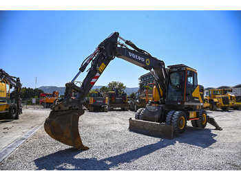 Riteņu ekskavators VOLVO EWR150E