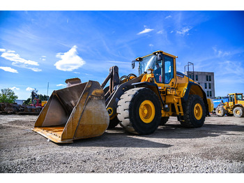 Riteņu iekrāvējs VOLVO L180H