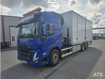 Kravas auto ar manipulatoru VOLVO FM