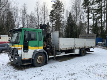 Kravas auto ar manipulatoru VOLVO FL