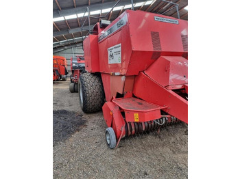 Kīpu prese Massey Ferguson >190 bigpallepresser Parkland Ballevogn: foto 2