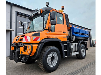 Kravas automašīna pašizgāzējs UNIMOG