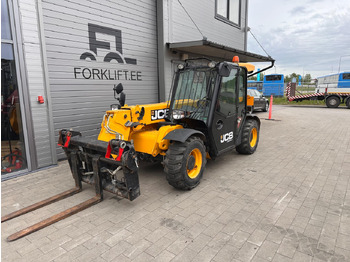 Teleskopiskais iekrāvējs JCB