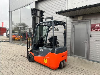 Elektroiekrāvējs Toyota 8FBE20T: foto 3