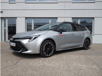 Vieglā automašīna TOYOTA