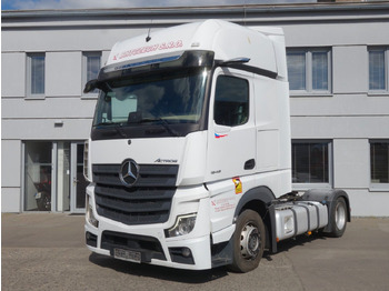 Vilcējs MERCEDES-BENZ Actros 1848
