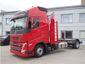 Autovedējs VOLVO FH13