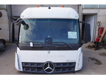 Kabīne un interjers MERCEDES-BENZ