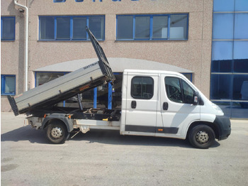 Komercauto pašizgāzējs, Kravas-pasažieru furgons PEUGEOT Boxer 2.2 HDI: foto 5