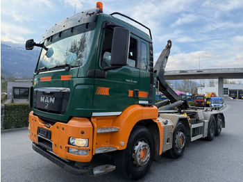 Pacēlājs ar āķi MAN TGS 35.480