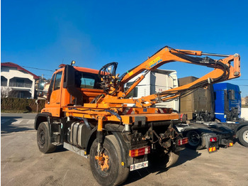 Kravas automašīna UNIMOG U500