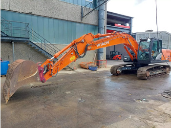 Kāpurķēžu ekskavators HITACHI ZX210