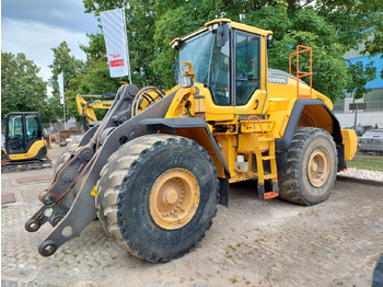 Riteņu iekrāvējs VOLVO L180H
