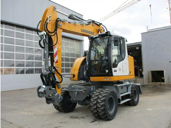 Riteņu ekskavators LIEBHERR A 913