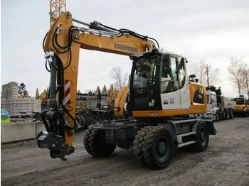 Riteņu ekskavators LIEBHERR A 916