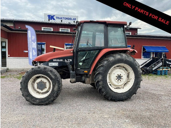 Traktors NEW HOLLAND