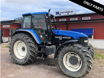 Traktors NEW HOLLAND TM
