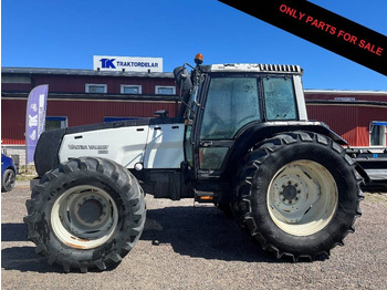 Traktors VALTRA 8550