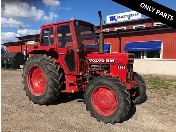Traktors VOLVO