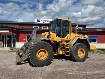 Riteņu iekrāvējs VOLVO L110F
