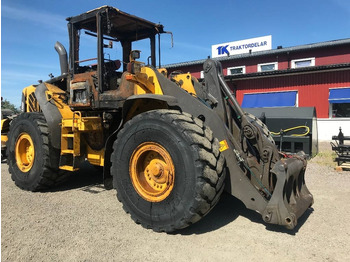 Riteņu iekrāvējs VOLVO L120F