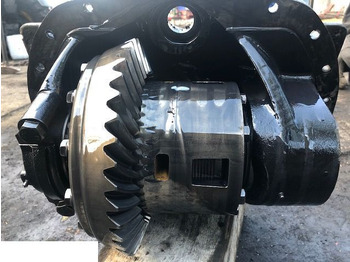 Priekšējā ass JCB