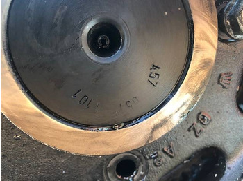 Sadales vārpsta - Lauksaimniecības tehnika Mercedes Citaro (O 530) - OM457LA Wałek Rozrządu - 4570511101: foto 2 Sadales vārpsta - Lauksaimniecības tehnika Mercedes Citaro (O 530) - OM457LA Wałek Rozrządu - 4570511101: foto 2