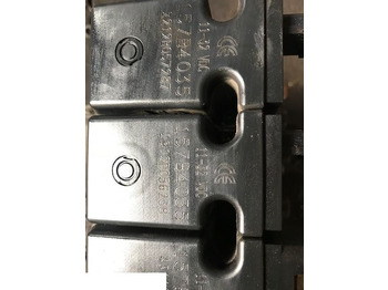 Hidrauliskais vārsts - Lauksaimniecības tehnika Sauer Danfoss - Rozdzielacz: foto 5