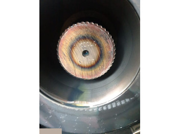 Sānpārvads LIEBHERR