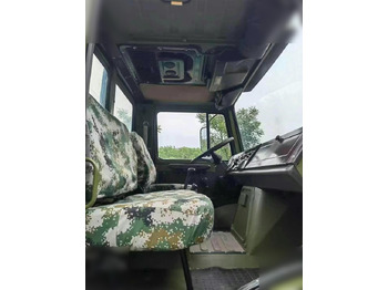 Šasija kravas automašīna 1995 MERCEDES-BENZ UNIMOG 2150: foto 4