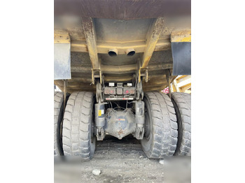 Karjeru pašizgāzējs 2011 KOMATSU HD465-7: foto 4