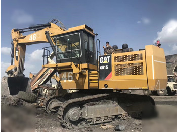 Kāpurķēžu ekskavators CATERPILLAR