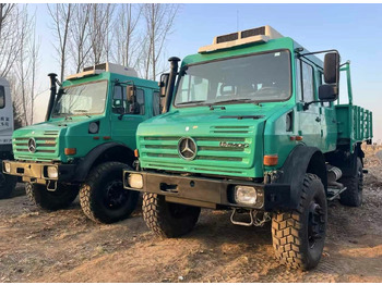 Kravas automašīna UNIMOG
