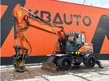 Riteņu ekskavators DOOSAN DX210
