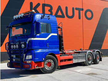 Pacēlājs ar āķi MAN TGX 26.480