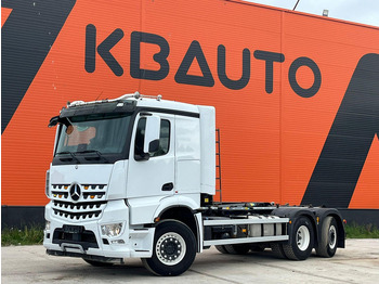 Pacēlājs ar āķi MERCEDES-BENZ Arocs