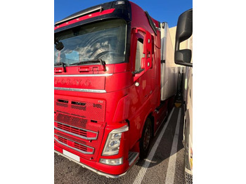 Vilcējs VOLVO FH 500