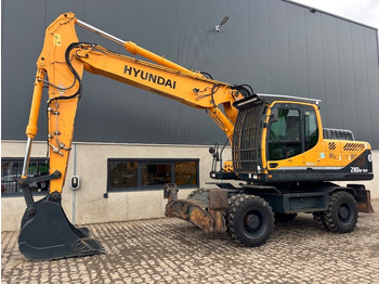 Riteņu ekskavators HYUNDAI