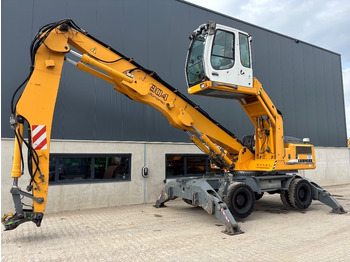Atkritumu iekrāvējs LIEBHERR A 904 C