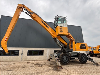 Atkritumu iekrāvējs LIEBHERR