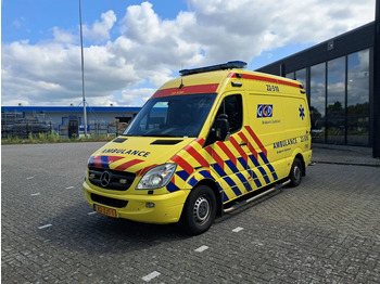 Ātrās palīdzības mašīna MERCEDES-BENZ Sprinter