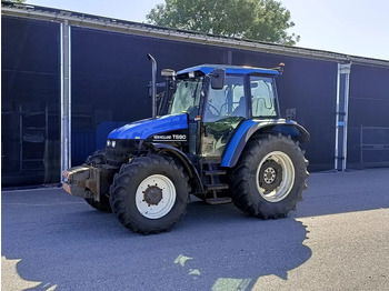 Traktors NEW HOLLAND TS