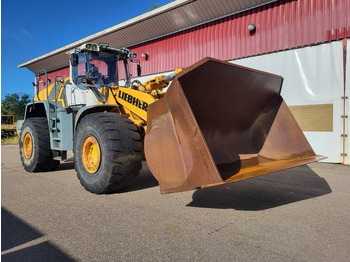 Riteņu iekrāvējs LIEBHERR L 586