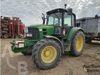 Traktors John Deere 6430: foto 2